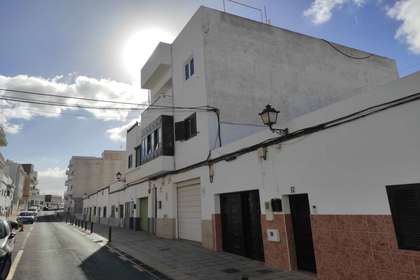 Edifice vendre en La Vega, Arrecife, Lanzarote. 