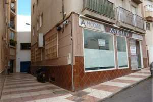 Büro zu verkaufen in Centro, Aguadulce, Almería. 