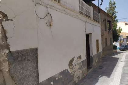 房子 出售 进入 La Zubia, Zubia (La), Granada. 